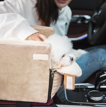 画像をギャラリービューアに読み込む, ペットカーベッド · ドライブシート~ペットと出かけよう!